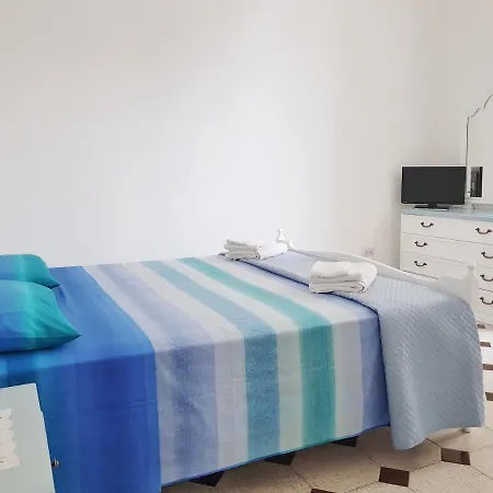 Dimora Torre Del Cavaliere Vakantiehuis *